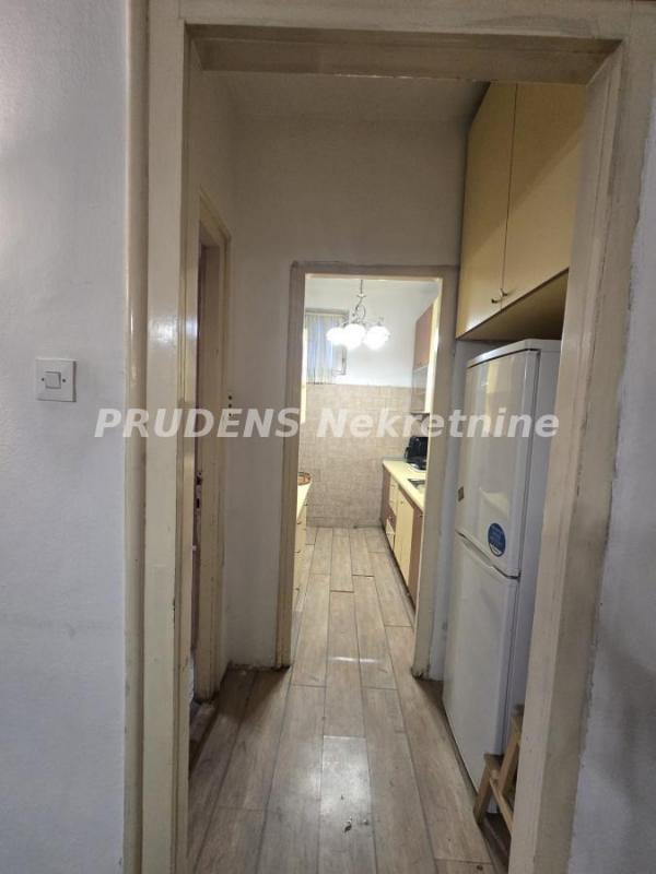 Stan na prodaju u Beogradu, Stari grad, dvoiposoban, 65m2, cena 239900 evra