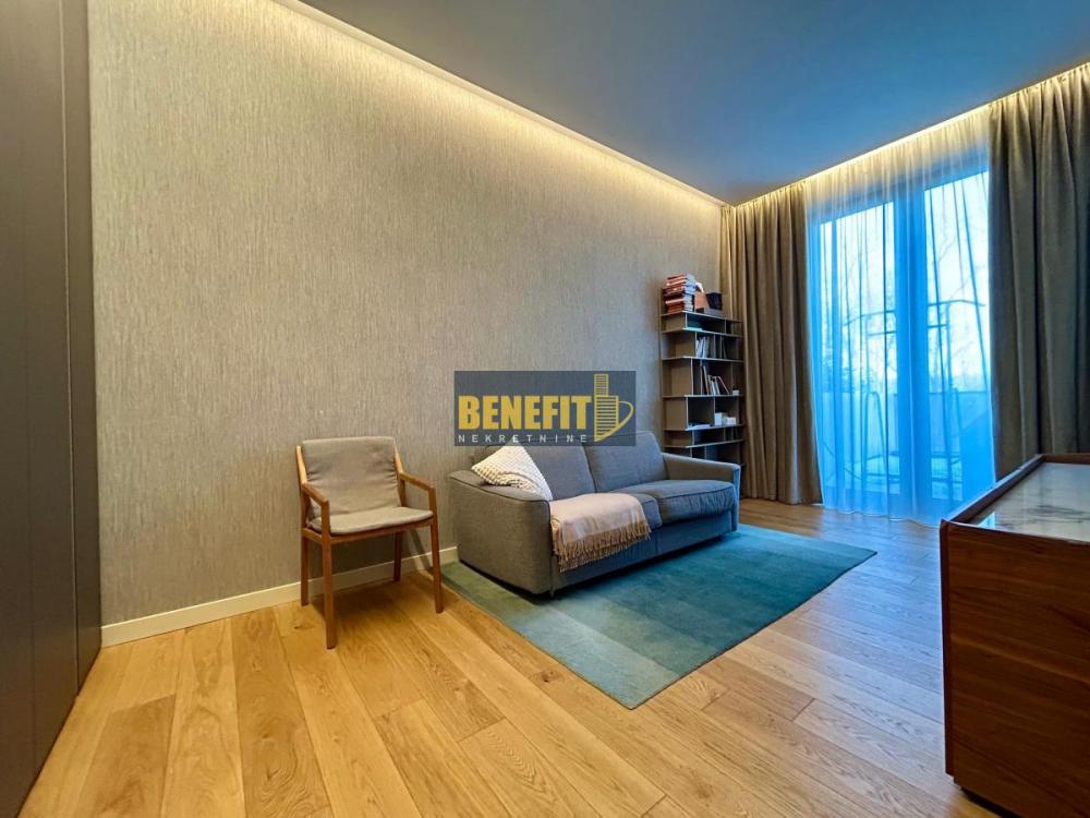 Stan na prodaju u Beogradu, Dedinje, cetvorosoban, 122m2, cena 620000 evra