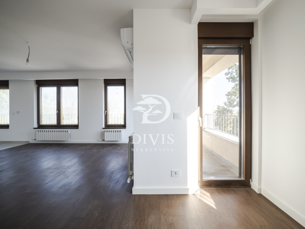 Stan na prodaju u Beogradu, Bežanijska kosa, cetvorosoban, 103m2, cena 389000 evra