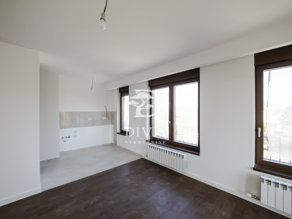 Stan na prodaju u Beogradu, Bežanijska kosa, cetvorosoban, 103m2, cena 389000 evra