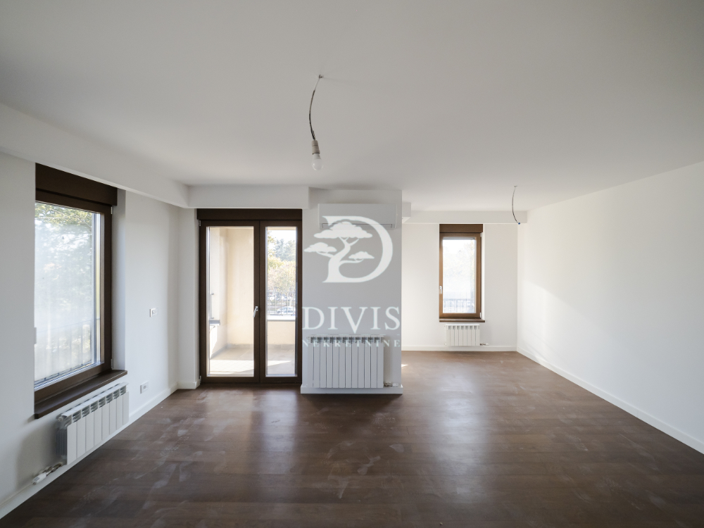 Stan na prodaju u Beogradu, Bežanijska kosa, cetvorosoban, 103m2, cena 389000 evra