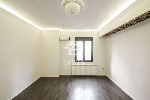 Stan na prodaju u Beogradu, Dorćol, dvoiposoban, 62m2, cena 403000 evra