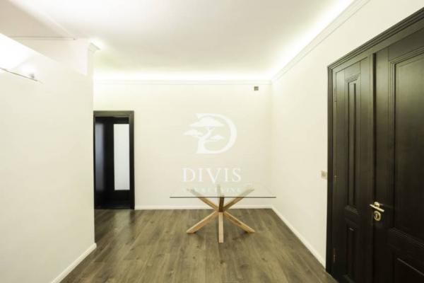 Stan na prodaju u Beogradu, Dorćol, dvoiposoban, 62m2, cena 403000 evra