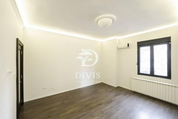 Stan na prodaju u Beogradu, Dorćol, dvoiposoban, 62m2, cena 403000 evra