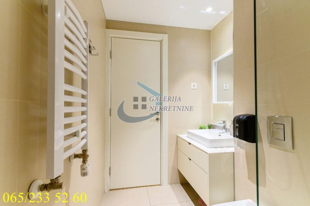 Stan na prodaju u Beogradu, Savski venac, 28m2, cena 165000 evra