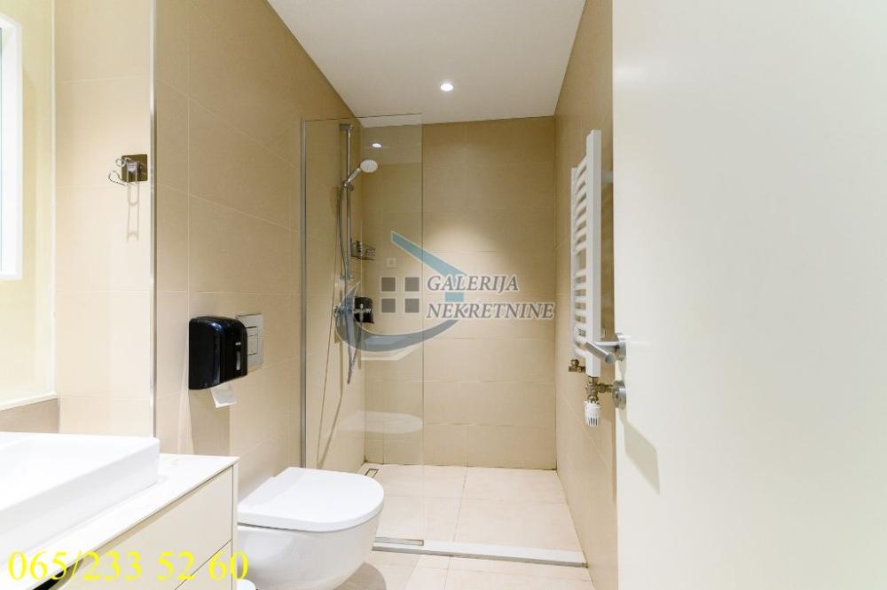 Stan na prodaju u Beogradu, Savski venac, 28m2, cena 165000 evra