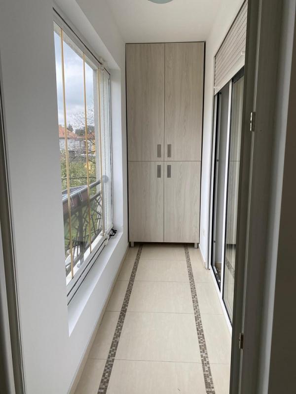 Stan na prodaju u Beogradu, Zemun, troiposoban, 85m2, cena 284000 evra