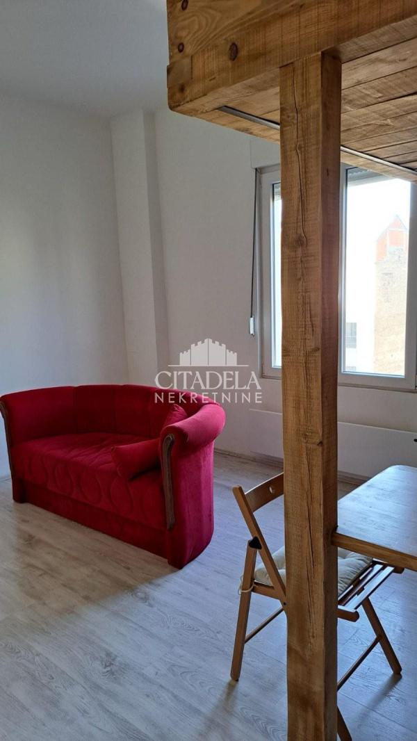 Stan na prodaju u Beogradu, Vračar, 27m2, cena 145000 evra