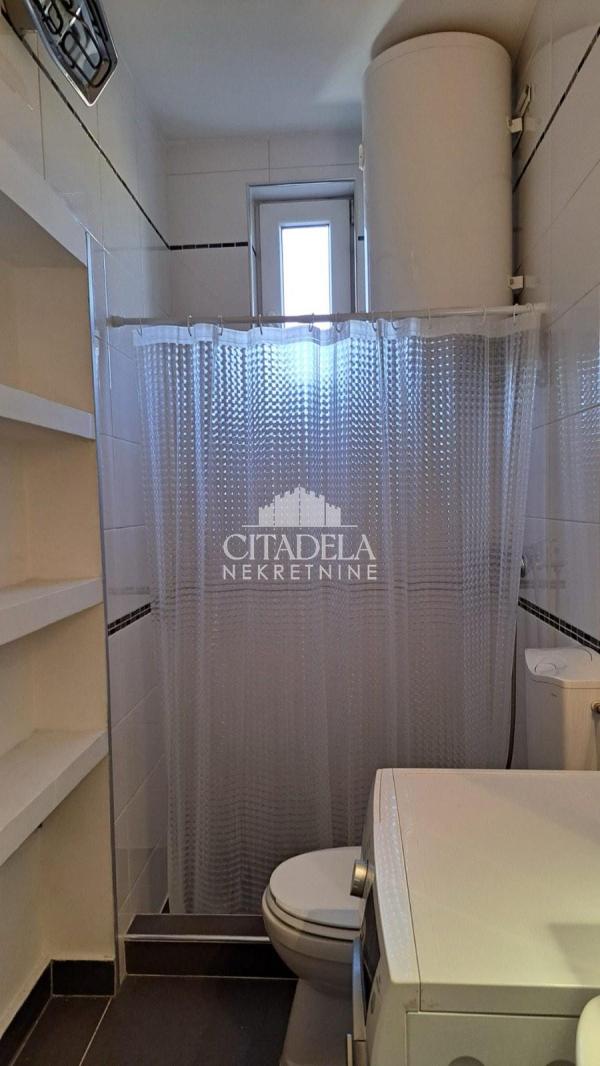 Stan na prodaju u Beogradu, Vračar, 27m2, cena 145000 evra