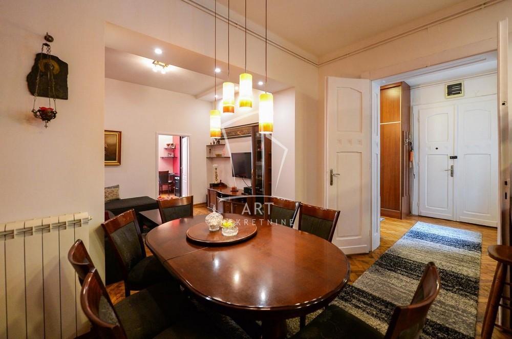 Stan na prodaju u Beogradu, Vračar, trosoban, 86m2, cena 320000 evra