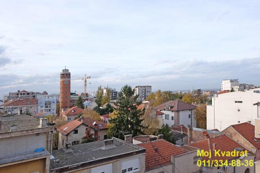 Stan na prodaju u Beogradu, Lion, dvoiposoban, 60m2, cena 210000 evra