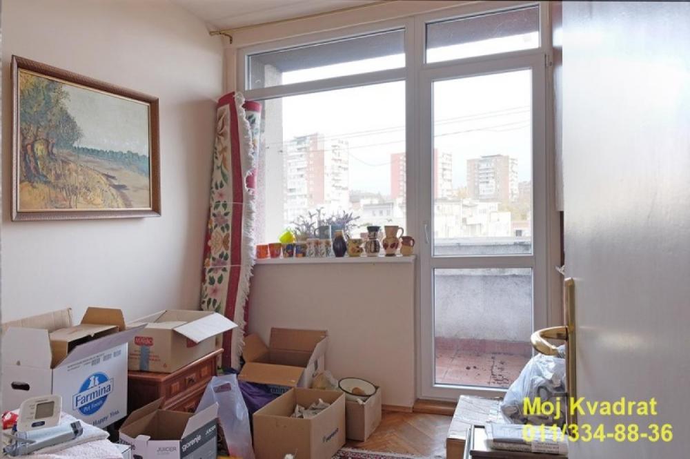 Stan na prodaju u Beogradu, Lion, dvoiposoban, 60m2, cena 210000 evra