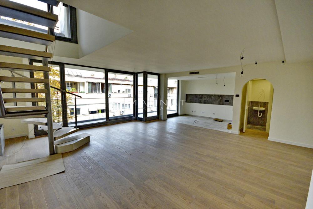 Stan na prodaju u Beogradu, Autokomanda, cetvorosoban, 133m2, cena 505400 evra