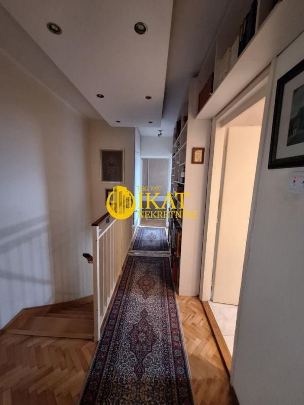 Stan na prodaju u Beogradu, Rakovica, 108m2, cena 265000 evra