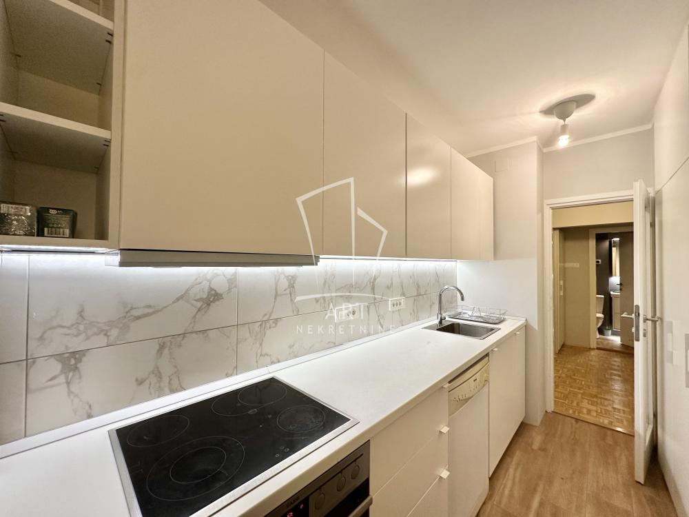 Stan na prodaju u Beogradu, Mirijevo, dvosoban, 53m2, cena 168000 evra