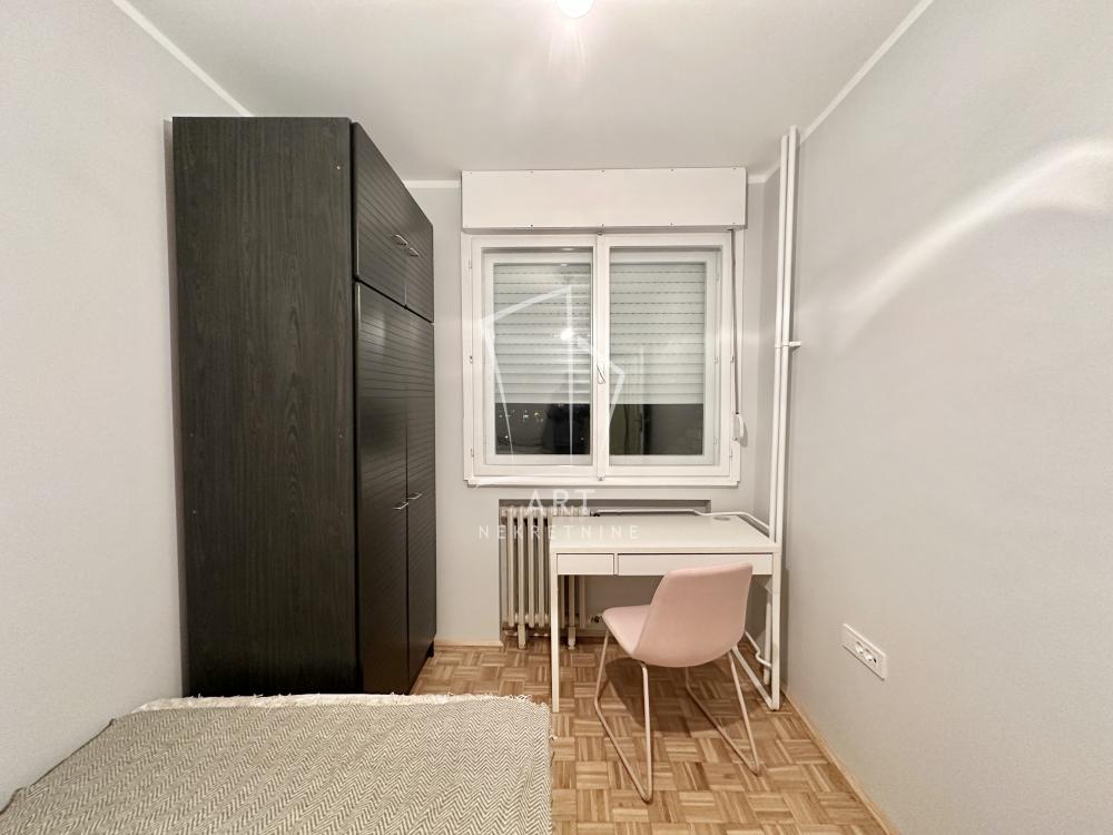 Stan na prodaju u Beogradu, Mirijevo, dvosoban, 53m2, cena 168000 evra