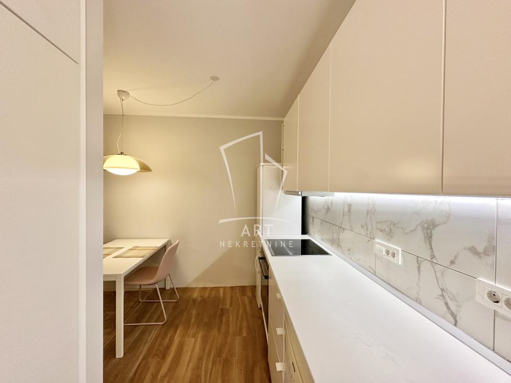 Stan na prodaju u Beogradu, Mirijevo, dvosoban, 53m2, cena 168000 evra