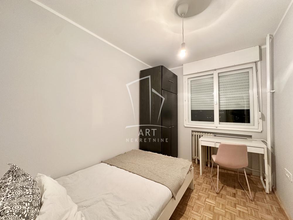 Stan na prodaju u Beogradu, Mirijevo, dvosoban, 53m2, cena 168000 evra