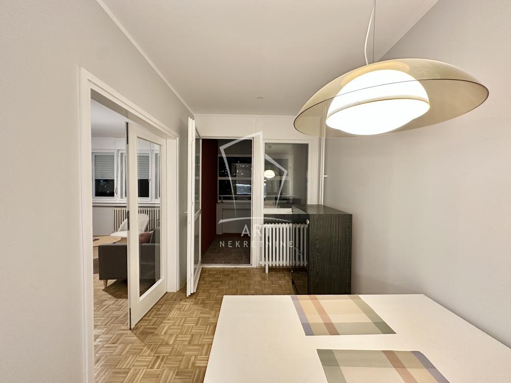 Stan na prodaju u Beogradu, Mirijevo, dvosoban, 53m2, cena 168000 evra