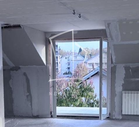 Stan na prodaju u Beogradu, Mirijevo, trosoban, 115m2, cena 170000 evra