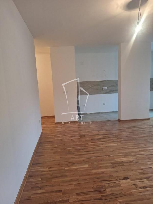 Stan na prodaju u Beogradu, Rakovica, dvoiposoban, 52m2, cena 150000 evra