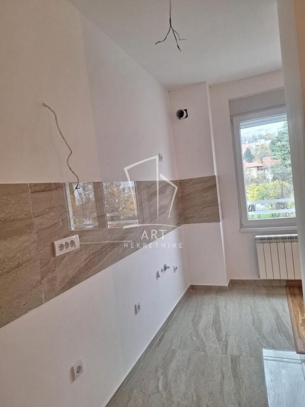 Stan na prodaju u Beogradu, Rakovica, dvoiposoban, 52m2, cena 150000 evra