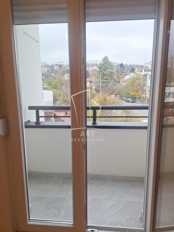 Stan na prodaju u Beogradu, Rakovica, dvoiposoban, 52m2, cena 150000 evra