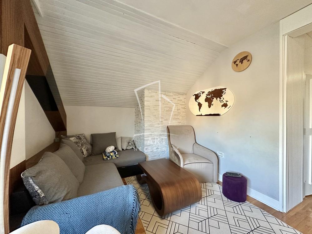 Stan na prodaju u Beogradu, Zvezdara, trosoban, 56m2, cena 168000 evra