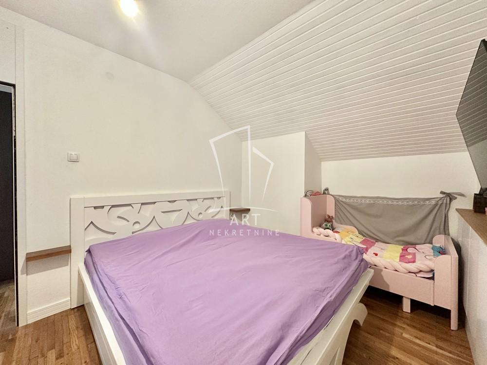 Stan na prodaju u Beogradu, Zvezdara, trosoban, 56m2, cena 168000 evra