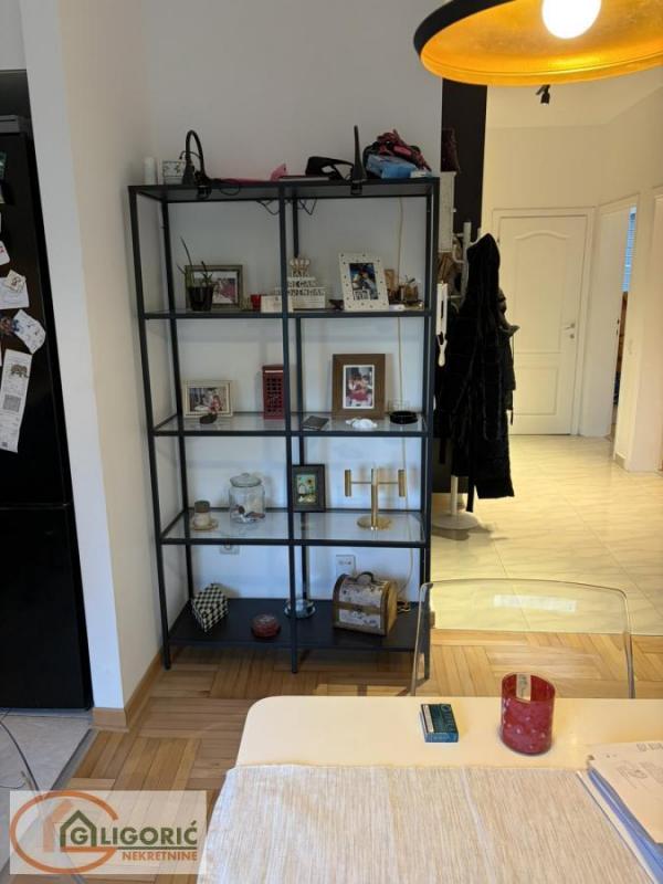 Stan na prodaju u Beogradu, Čukarica, cetvorosoban, 103m2, cena 349000 evra