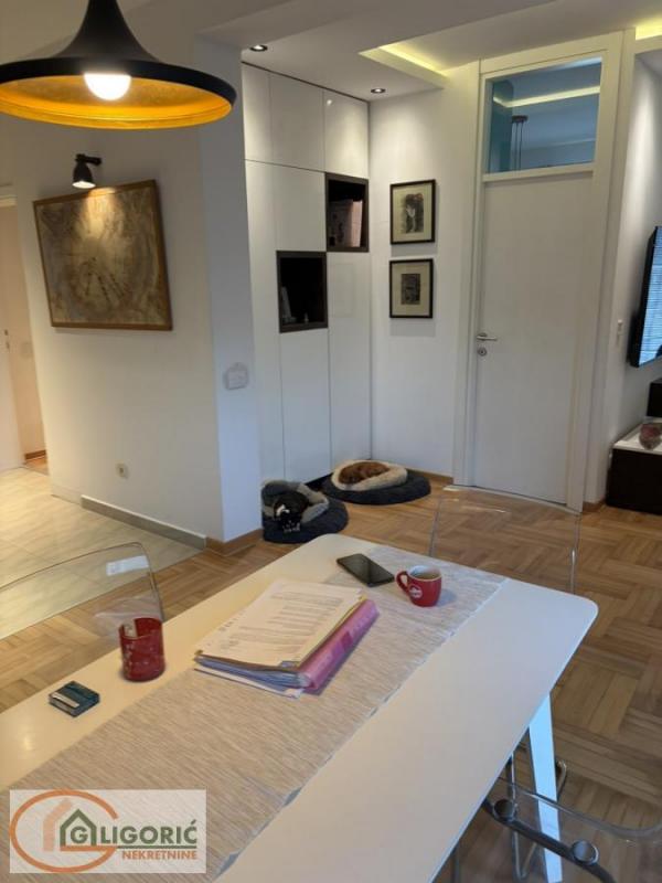 Stan na prodaju u Beogradu, Čukarica, cetvorosoban, 103m2, cena 349000 evra