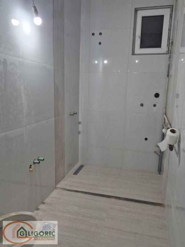 Stan na prodaju u Beogradu, Meandri, jednoiposoban, 45m2, cena 120000 evra