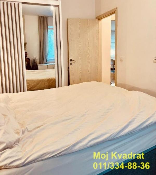 Stan na prodaju u Beogradu, Crveni Krst, troiposoban, 74m2, cena 273800 evra