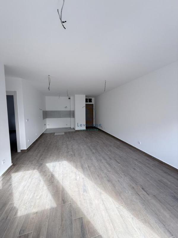 Stan na prodaju u Beogradu, Grocka, dvoiposoban, 66m2, cena 99000 evra