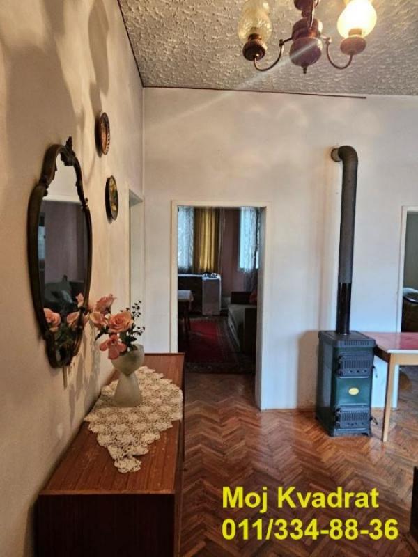 Stan na prodaju u Beogradu, Voždovac, 108m2, cena 410400 evra