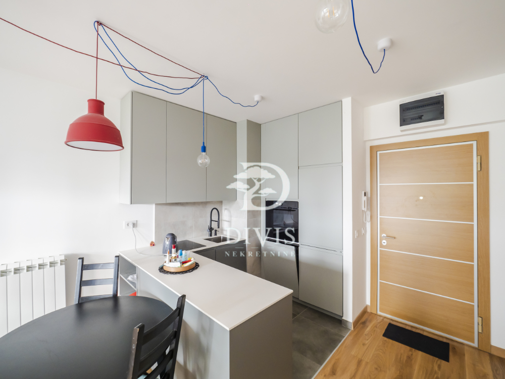 Stan na prodaju u Beogradu, Voždovac, dvosoban, 45m2, cena 200000 evra