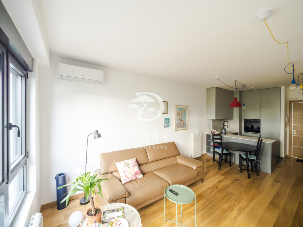 Stan na prodaju u Beogradu, Voždovac, dvosoban, 45m2, cena 200000 evra