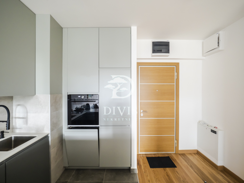 Stan na prodaju u Beogradu, Voždovac, dvosoban, 45m2, cena 200000 evra