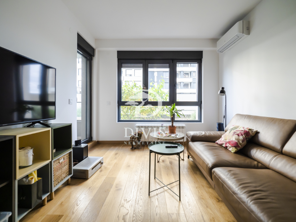 Stan na prodaju u Beogradu, Voždovac, dvosoban, 45m2, cena 200000 evra