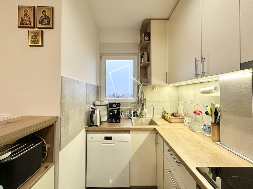 Stan na prodaju u Beogradu, Novi Beograd, dvosoban, 44m2, cena 140000 evra