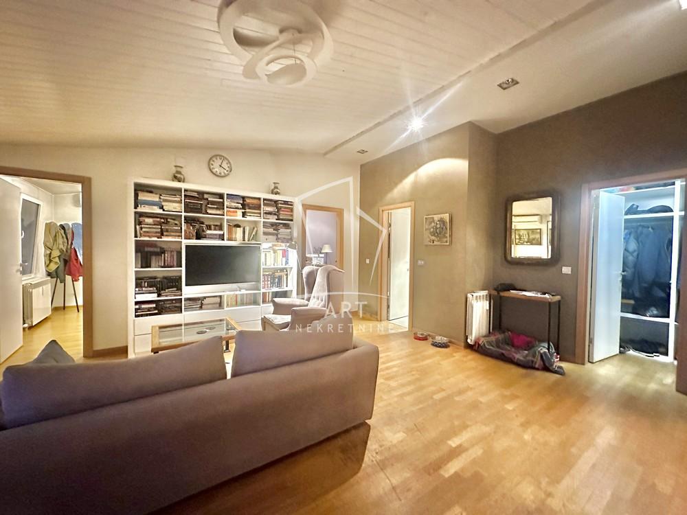 Stan na prodaju u Beogradu, Pašino brdo, dvoiposoban, 64m2, cena 270000 evra