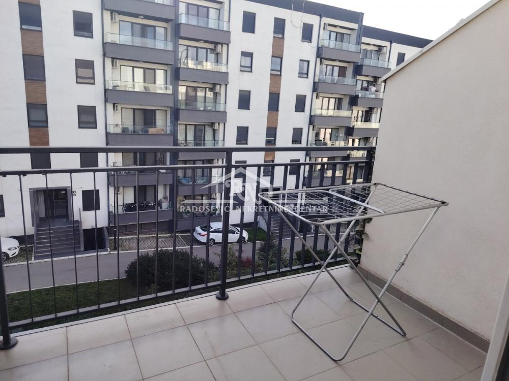 Stan na prodaju u Beogradu, Višnjička banja, jednoiposoban, 57m2, cena 175000 evra