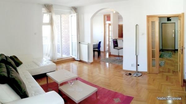 Stan na prodaju u Beogradu, Novi Beograd blok 25 (Arena), trosoban, 98m2, cena 382000 evra