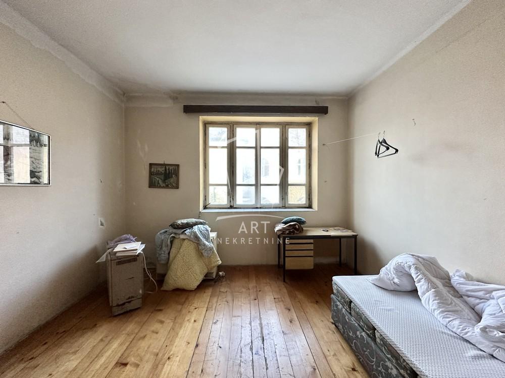 Stan na prodaju u Beogradu, Zemun, trosoban, 101m2, cena 340000 evra