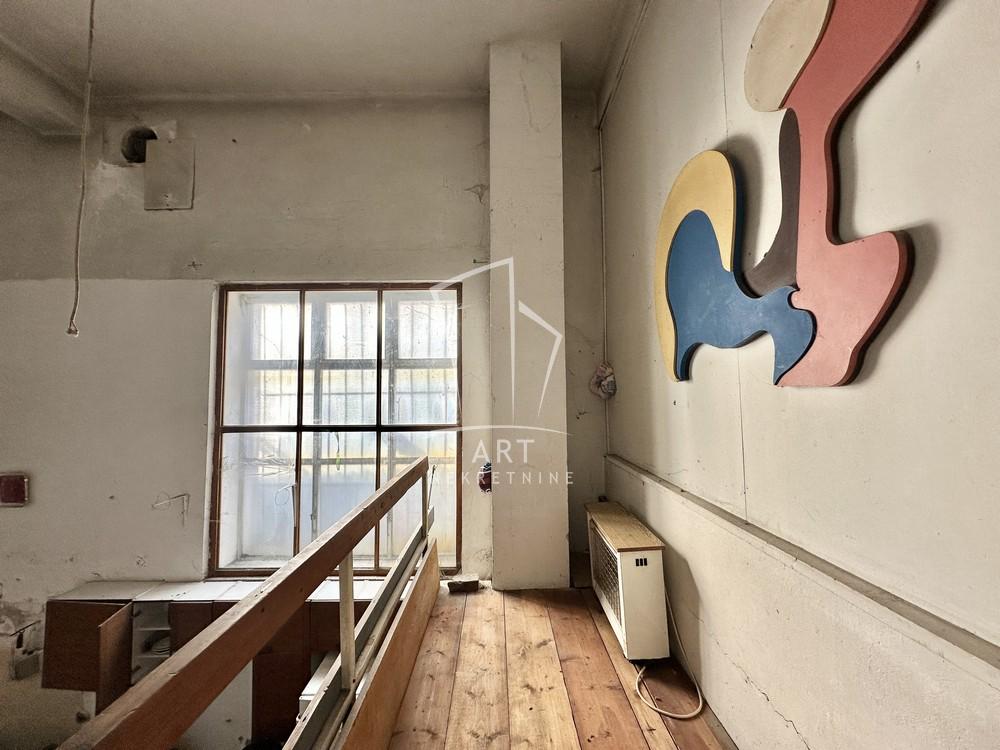 Stan na prodaju u Beogradu, Zemun, trosoban, 101m2, cena 340000 evra