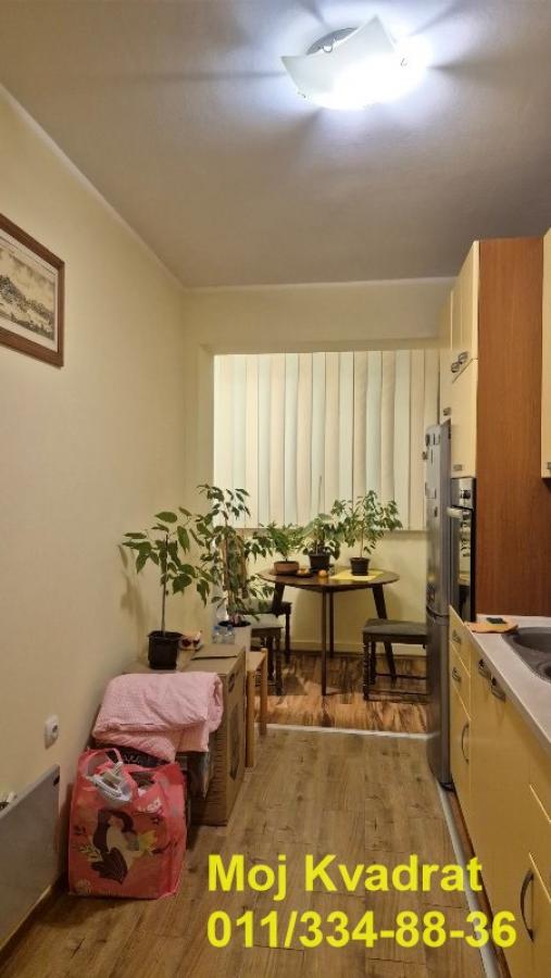 Stan na prodaju u Beogradu, Karaburma, dvosoban, 51m2, cena 159000 evra