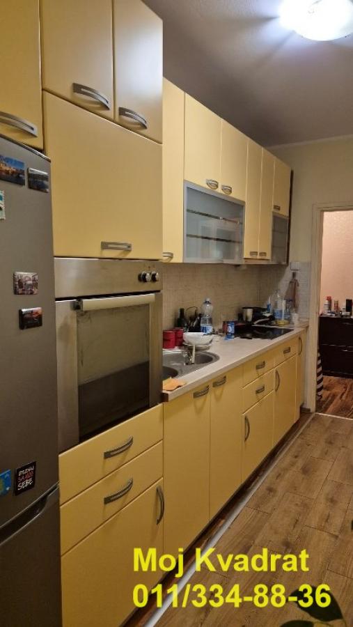 Stan na prodaju u Beogradu, Karaburma, dvosoban, 51m2, cena 159000 evra