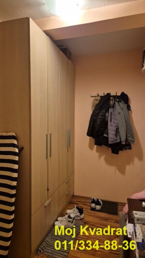 Stan na prodaju u Beogradu, Karaburma, dvosoban, 51m2, cena 159000 evra