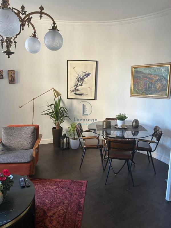 Stan na prodaju u Beogradu, Stari grad, trosoban, 90m2, cena 740000 evra