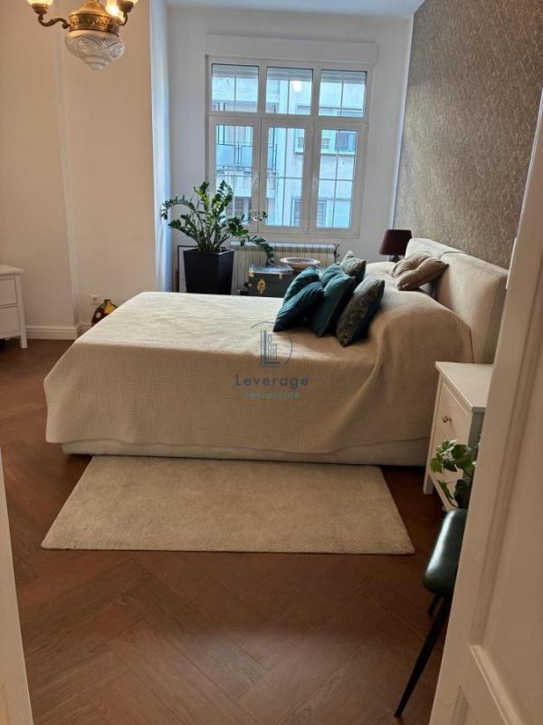 Stan na prodaju u Beogradu, Stari grad, trosoban, 90m2, cena 740000 evra